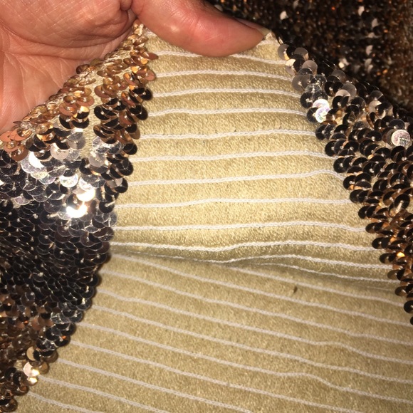 Gold sequin bodycon skirt - Picture 4 of 5
